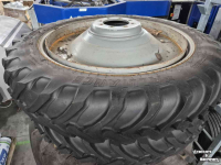 Roues, Pneus, Jantes, Barillets Jumelage Alliance 340/85R48 & 320/85R36