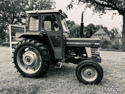 Tracteur Massey Ferguson 155 2WD Tractoren