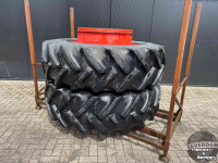 Roues, Pneus, Jantes, Barillets Jumelage Good Year 20.8R38 dubbellucht