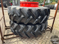 Roues, Pneus, Jantes, Barillets Jumelage Good Year 20.8R38 dubbellucht