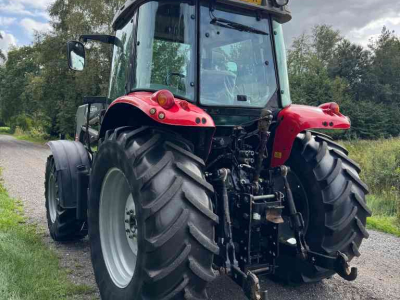 Tracteur Massey Ferguson 5435 Speedshift Tractoren
