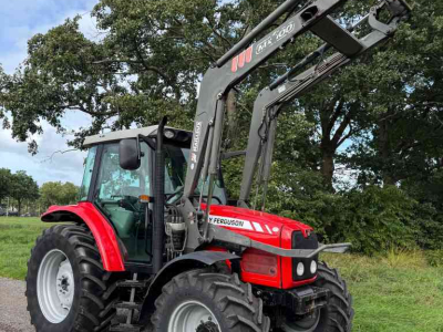 Tracteur Massey Ferguson 5435 Speedshift Tractoren