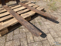 Fourches à palettes  Palletvork / Palletlepels