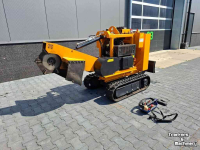 Fraiseuse de souches Predator 38R-EFI Stobbenfrees