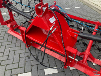 Aérateur de prairie Stekro weidesleep 8 meter hydr. opklapbaar