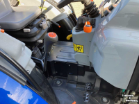 Tracteur pour vignes et vergers New Holland T3.60F  KRUIP ROPS
