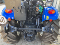 Tracteur pour vignes et vergers New Holland T3.60F  KRUIP ROPS