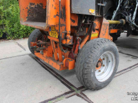 Déchiqueteuse de bois JBM 831ZX houtversnipperaar op wielstel takkenhakselaar
