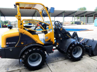Chargeuse sur pneus Eurotrac Shovel W12F