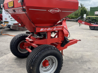 Distributeur d‘engrais Kuhn Kuhn /Rauch MDS 935
