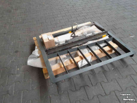 Pièces d‘occasion diverse Baoli SIDE-SHIFT BORD PALLETBORD FEM2 2500 KG