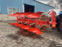 Charrues Kuhn varimaster 152