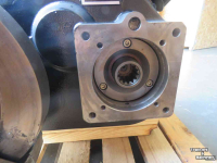Moissonneuse batteuse New Holland CNH Transmission CX Combine  Parts nr:84196948R