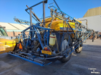 Pulvérisateur porté Delvano SafeTrac 6610 FWD