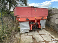 Distributeur d‘engrais Kuhn AXERA-H 1101