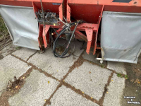 Distributeur d‘engrais Kuhn AXERA-H 1101