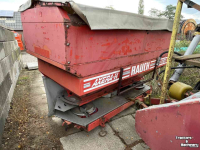Distributeur d‘engrais Kuhn AXERA-H 1101
