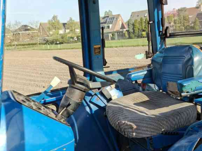 Tracteur Ford 6700 Dualpower Turbo