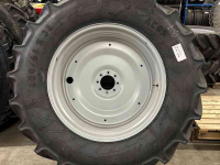 Roues, Pneus, Jantes, Barillets Jumelage Mitas Mitas 600/65R38 met 480/65R28 compleet op velg