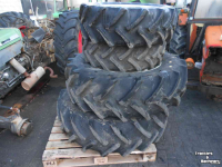Roues, Pneus, Jantes, Barillets Jumelage New Holland 420/70r30 en 300/70r20