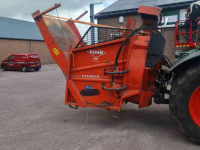 Distributeur de paille pour des logettes Kuhn PRIMOR 2060H STROSTROOIER