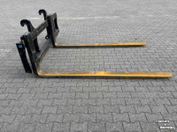 Fourches à palettes cadre  Vorkenbord shovel capaciteit 8 ton