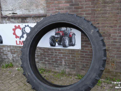 Roues, Pneus, Jantes, Barillets Jumelage Kleber 270/95r48