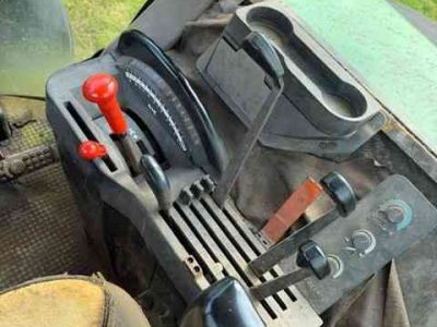 Tracteur John Deere 4755 / 4955
