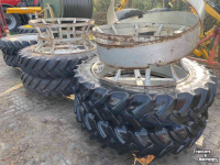 Roues, Pneus, Jantes, Barillets Jumelage Continental 320/90R32 en 340/85R48