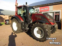 Tracteur Valtra T174 VERSU Tractor
