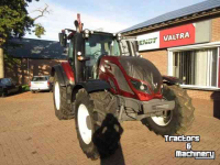 Tracteur Valtra T174 VERSU Tractor