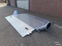 Pont d'irrigation mobile AGM Leidingdrempel / road ramp