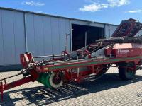 Arracheuse de pommes de terre Kverneland 2600 Getrokken Wagenrooier