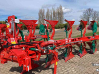 Charrues Kverneland LB 100-300 5-schaar wentelploeg