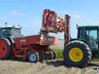 Basculeur de caisses Wifo Efficient de pootmachine vullen? Wat dacht u van deze Wifo Heavy duty 180° Vooroverkantelaar?