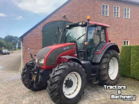 Tracteur Valtra N 121