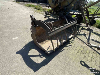 Godet de chargeur frontal  Knijpbak