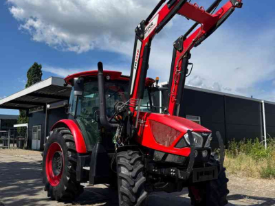 Tracteur Zetor Proxima HS 120 Zetor systems voorlader