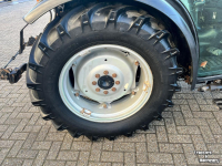 Tracteur pour vignes et vergers Case Quantum 85V