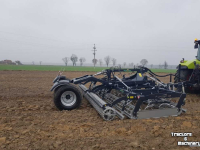 Combination de préparation du lit de semence Agro-Tom zaaibedcombinatie  compactor  UPH