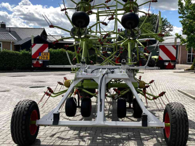 Faneur Claas volto 1300 T