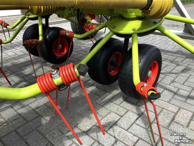 Faneur Claas volto 1300 T