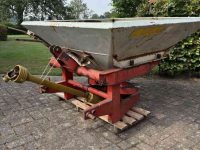 Distributeur d‘engrais Kuhn Comete ZS 600 N