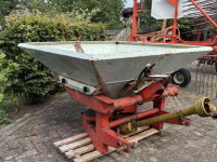 Distributeur d‘engrais Kuhn Comete ZS 600 N