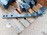 Poids frontaux Steyr Nieuw Steyr moederblok, ondertrekhaak en gewicht.