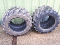 Roues, Pneus, Jantes, Barillets Jumelage BKT 31x15.5-15