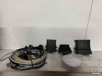 Systèmes et accessoires de GPS Fendt GPS RTK Werktuigbesturing.