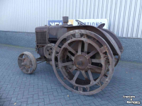 Tracteurs anciens  HSCS R30-35 Hofherr-Schrantz-Clayton-Shuttleworth