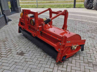 Faucheuse Ducker UM 27 frontmaaier
