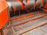Distributeur de paille pour des logettes Kuhn PRIMOR 2060H STROSTROOIER